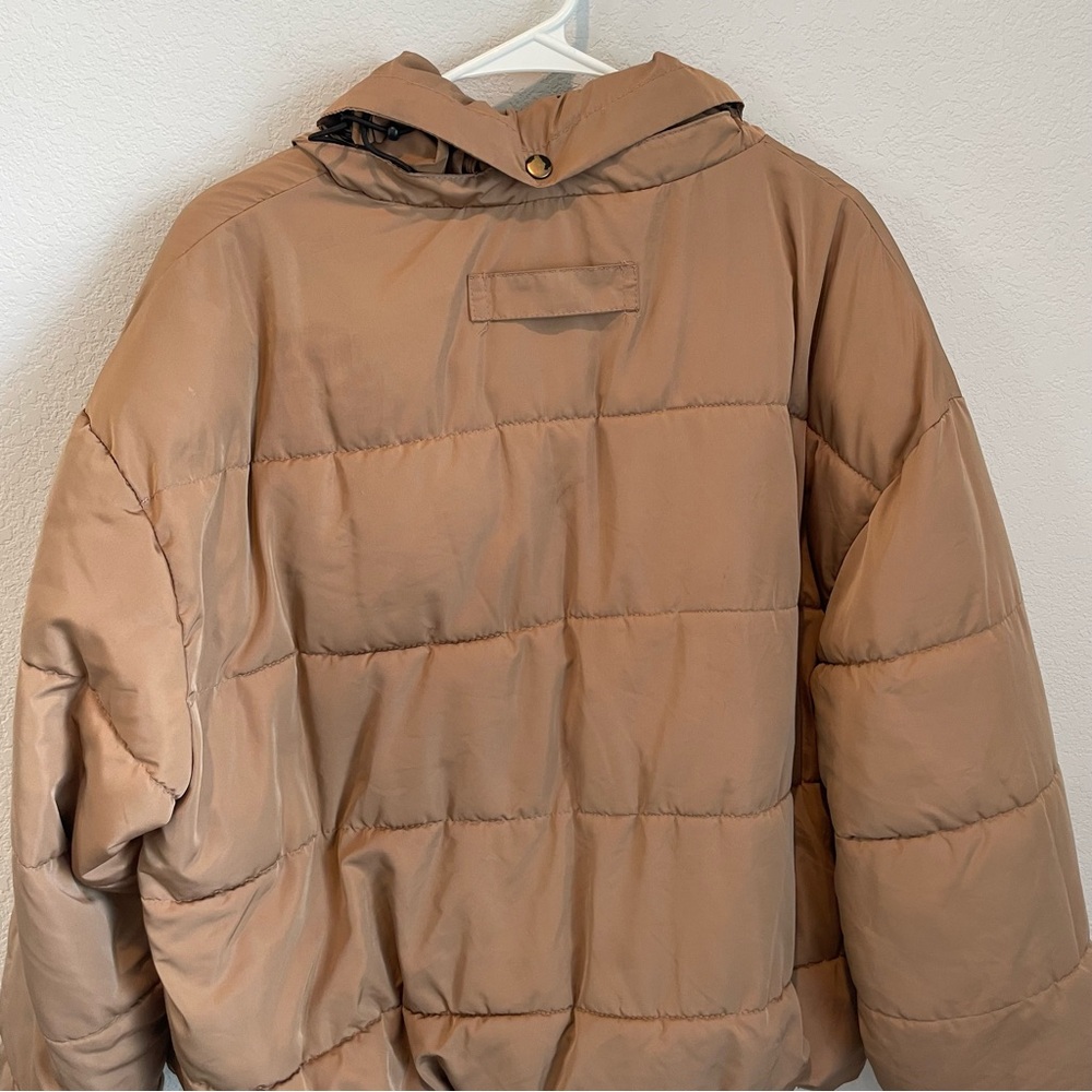 Urban Outfitters Tan Cropped Puffer Jacket Hidden Hood Quilted Coat Large - Picture 10 of 13